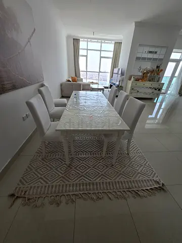 Dinning table ikea 6 to 8 persons