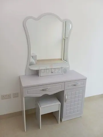 White Dressing Table With Mirror and Stool