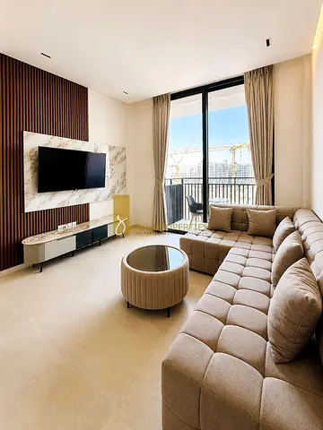 LUXURY FURNSIHED | COMMUNITY VIEW | READY TO MOVE