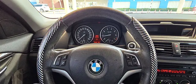 2015 BMW X1 — миниатюра 15