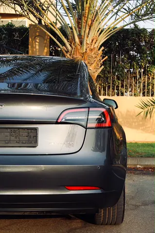 صورة مصغرة 16 لـ 2022 Tesla MODEL 3