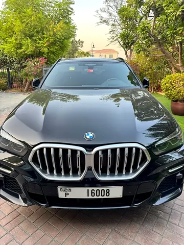 2022 BMW X6 照片 2