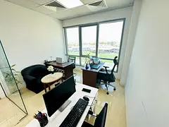 Beautiful office with Bank account assistance |Free Amenities