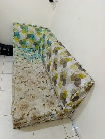Majlasi sofa