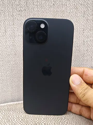 iPhone 15-256