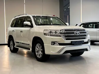 Land Cruiser GXR V8 | GCC Specs | REF #T50776