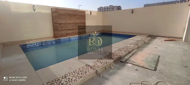 تملك فيلا ملتصقة 5 فرف + مسبح خاص | أرضي + طابق + 50 % من السطح | تشطيب راقي | تصميم عصري | موقع ممتاز | تملك حر لجميع الجنسيات