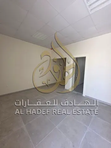 🏡✨ فيلا جديدة للإيجار السنوي في القادسية – الشارقة ✨🏡 فرصة مميزة للسكن في فيلا حديثة **أول ساكن** بمنطقة القادسية، بتشطيبات جديدة بالكامل وتصميم عم