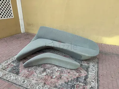 Comfortable Gray B&B Italian Sofa Perfect condition