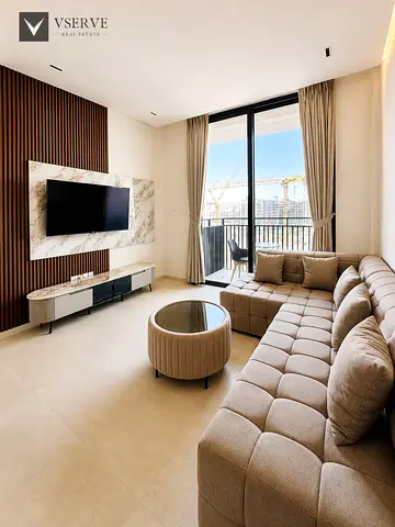 12 Cheques | Vacant | Fully furnished