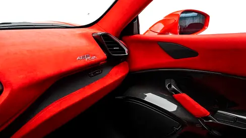 2019 Ferrari 488 PISTA — миниатюра 11
