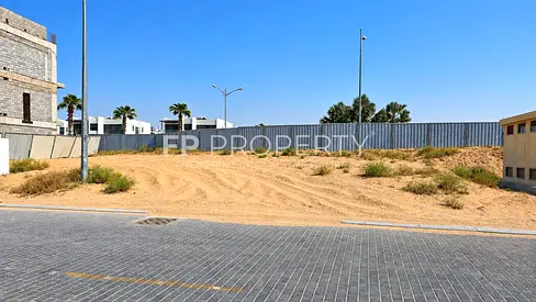Single Row | Bigger Plot | Pool & Park Facing