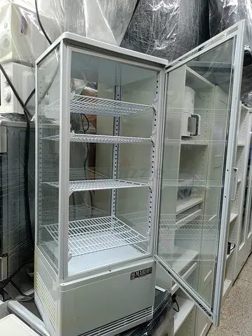 Glass Door Display Cooler / Beverage Refrigerator - Single Door