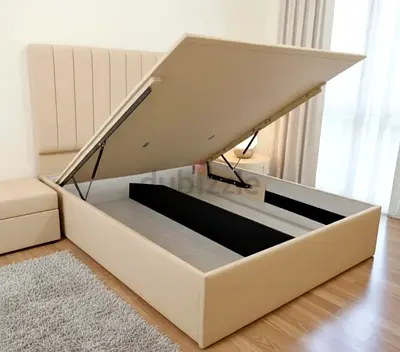 Stylish hydrolic king size bed