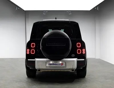 صورة 4 لـ 2023 LAND Rover DEFENDER