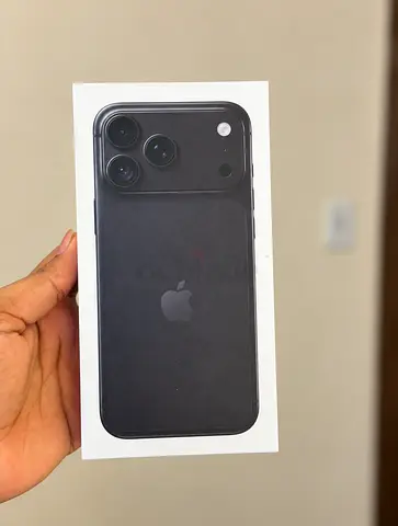 Iphone 18 pro max 2TB HK black