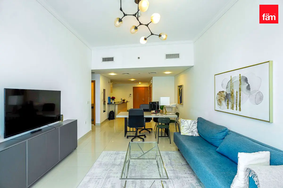 gallery-tour