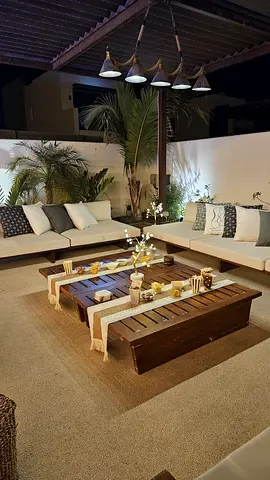 10 Seater Outdoor Seating Area