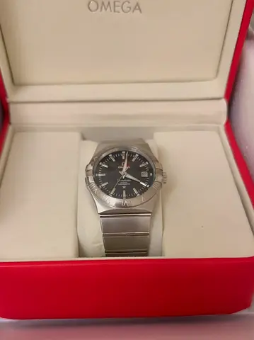 Mens watch