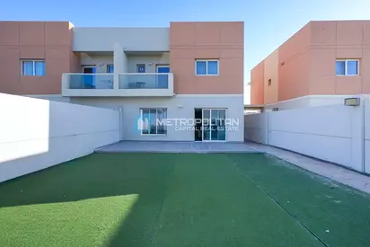 3BR with M Townhouse | Private Garden | Big Plot