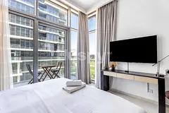 Fully Furnished | Vacant | Mid Floor