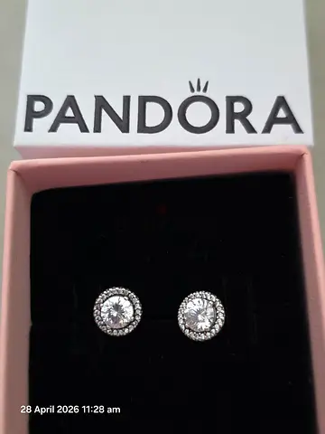 Pandora earing original