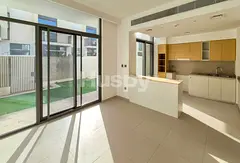 Landscaped | Vacant | Well Maintained