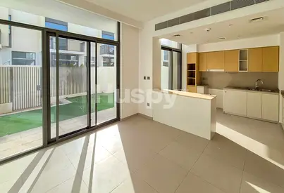 Landscaped | Vacant | Well Maintained