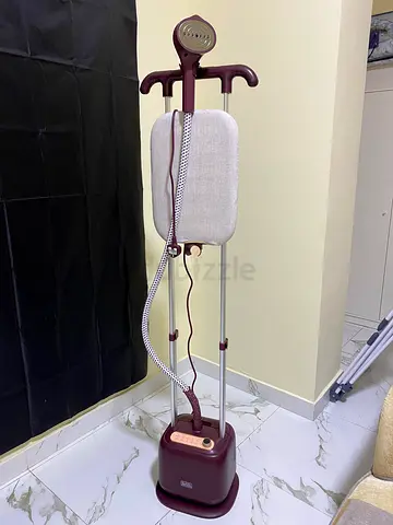 Black+Decker Stand Stream Iron 2400W
