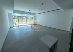 3BHK+Maid-Hige Size-Prime Location-Ready To Move-Private Elevator
