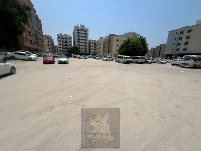 فرصة استثمارية مميزة لامتلاك قطعة أرض في موقع حيوي بمنطقة البوطينة