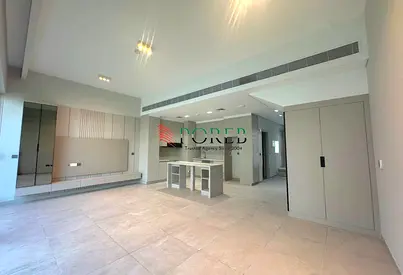 Corner Unit | Mutiple Options | 3 BR + M