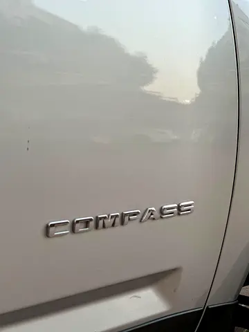 2011 JEEP COMPASS — миниатюра 17