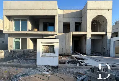5,600+ Plot I Corner I On Main Lake I 942 Aed PSF
