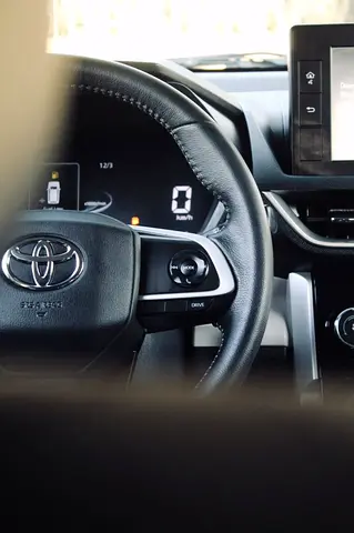 2023 Toyota VELOZ — миниатюра 17