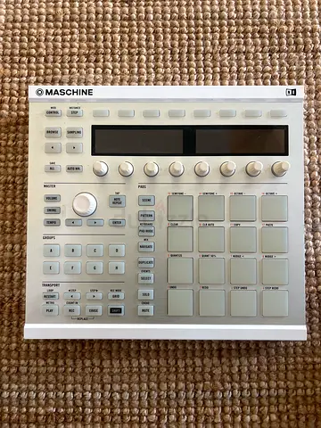 Native Instruments Maschine MK2 Drum Controller - White Edition