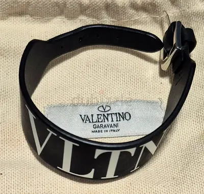 Genuine Valentino Garavani VLTN Black Logo Leather Bracelet. Size Adjustable