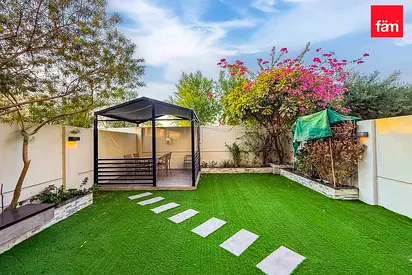Exclusive | Single Row | Larger Plot | Vacant