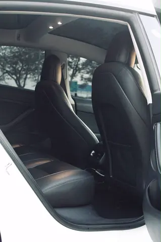 2023 Tesla MODEL 3 — миниатюра 14