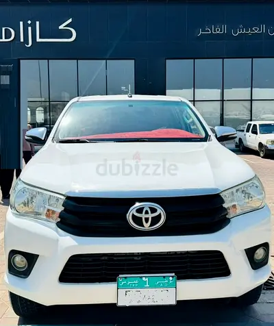Toyota Hilux Double Cab Diesel 4*4 Manual Pickup
