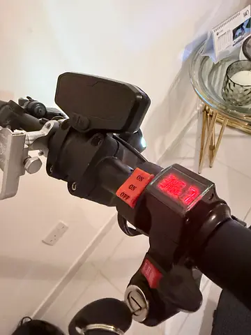 Foldable electric scooter — handlebar, lock and display included