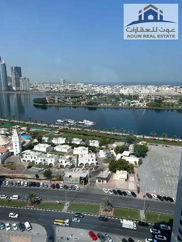 تفاصيل العقار: الموقع: الشارقة - المجاز 1 الطابق: 19 المساحة: 1,558.58 قدم مربع عدد غرف النوم: غرفتان الحمامات: 3 موقف سيارة: موقف خاص الفرش: مفروشة ب
