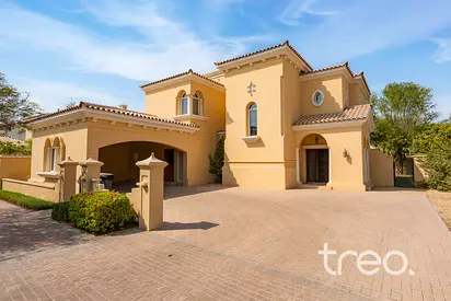 3 Bedroom | Massive Plot | Vacant