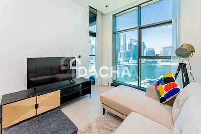 Vacant | Business Bay | Canal view | 1 Bedroom