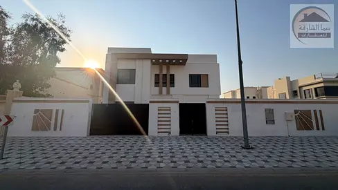 Luxury villa for sale at a bargain price in Sharjah, Hoshi area, with modern finishes, available fo