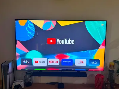 Samsung 65 in UHD - 4K