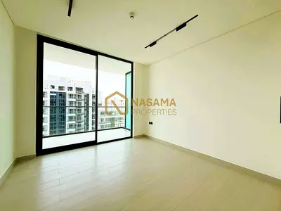 Pool View | Prime location | Spacious Unit | Higher floor