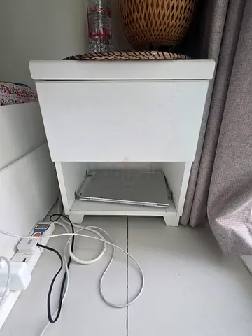 2 X side tables for sale