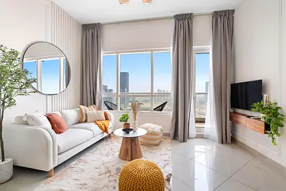 Modern 2BDR w/ pool and gym | Furnished