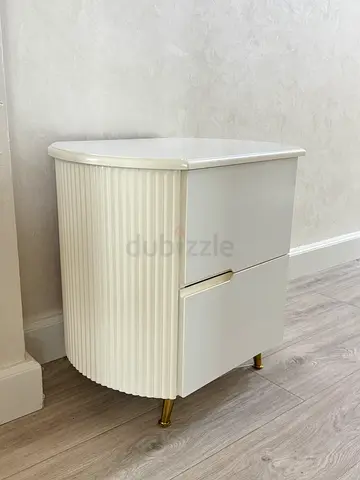 2 bedside table